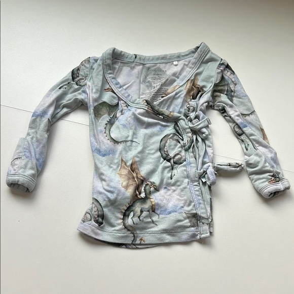 Posh Peanut Kids Dragon Print Wrap Top 0-3 months - Picture 1 of 4